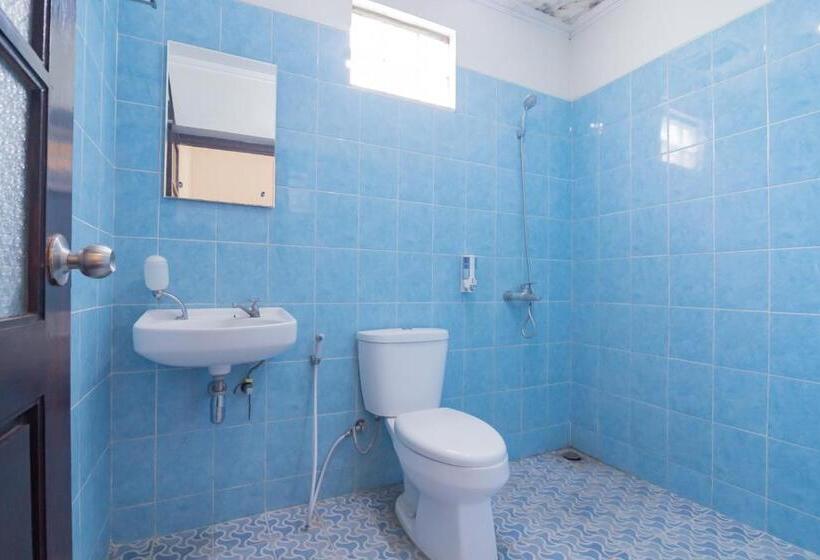 标准间, Reddoorz Syariah @ Kolonial Guest House