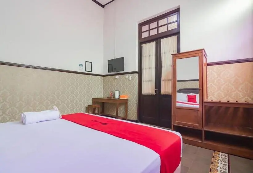 スタンダードルーム, Reddoorz Syariah @ Kolonial Guest House