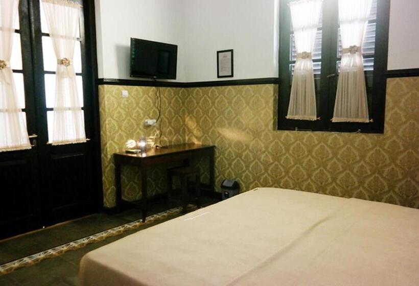 标准间, Reddoorz Syariah @ Kolonial Guest House