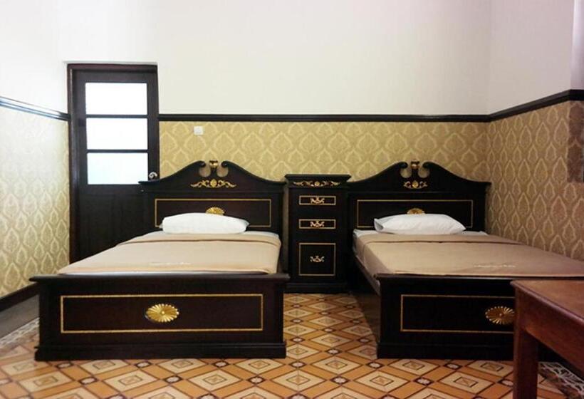 标准间, Reddoorz Syariah @ Kolonial Guest House