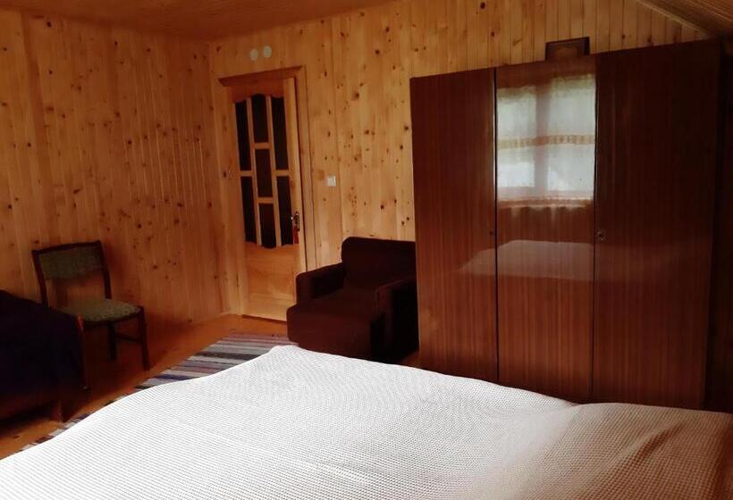 חדר סטנדרט לשלושה, Wooddream