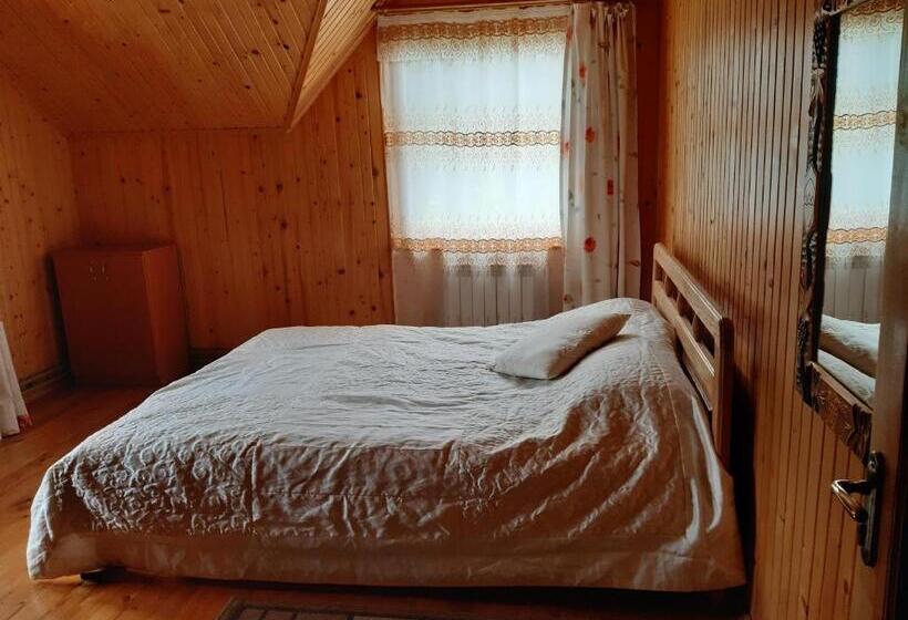 غرفة قياسية مزوَّدة بشُرفة, Wooddream