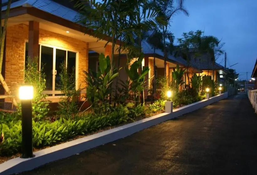 スタンダードバンガロー, Tonnum Resort