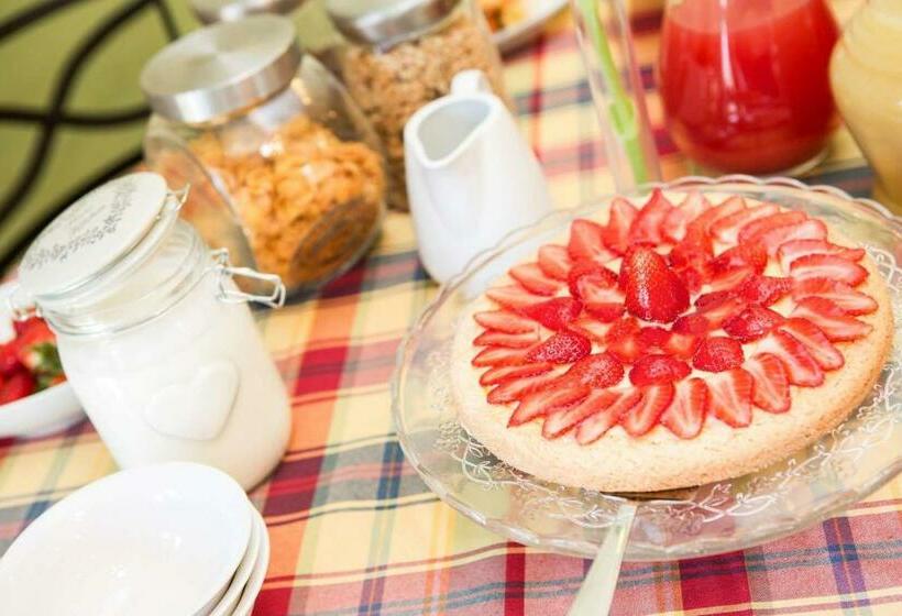 חדר סטנדרט לשלושה, B&b Al Sasso