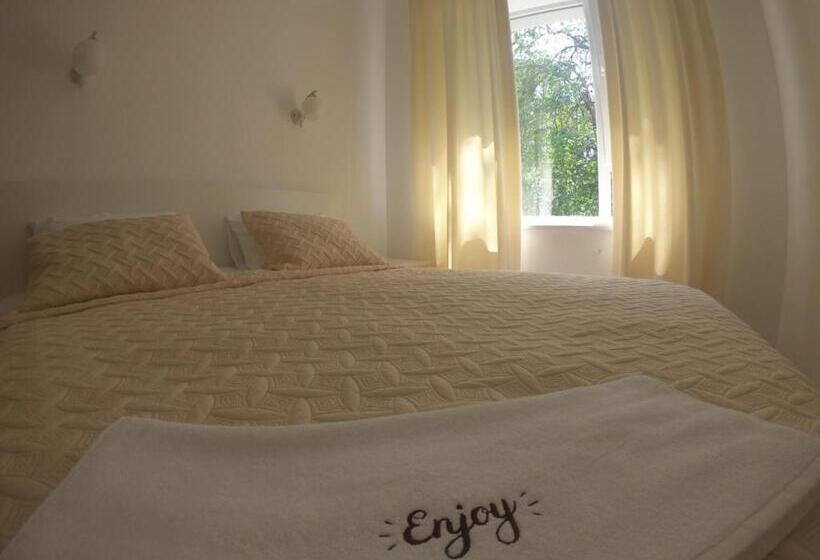 דירת חדר בקומת קרקע, Boutique Hotel Enjoy