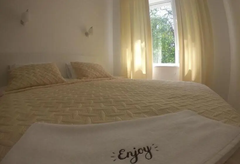 １階の１ベッドルームアパートメント, Boutique Hotel Enjoy