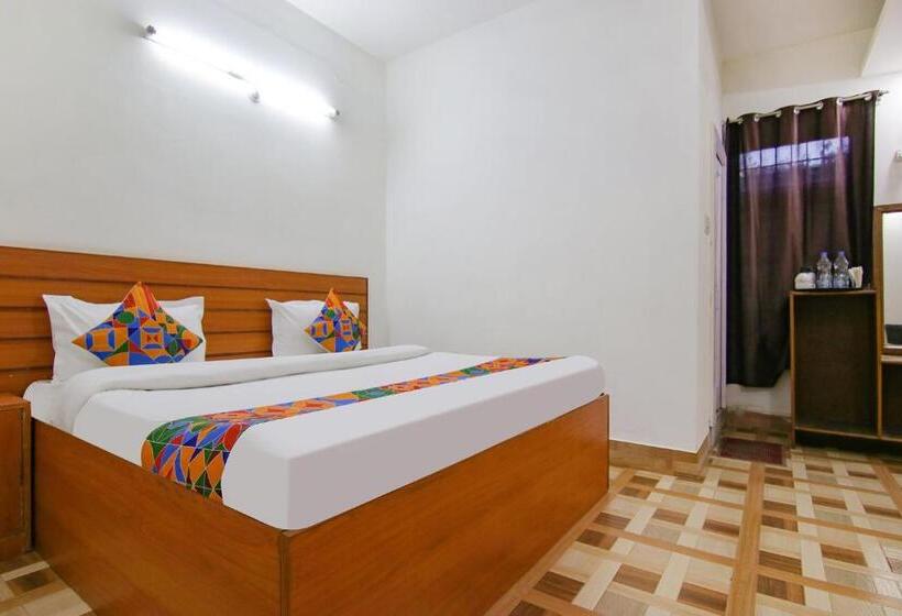 デラックスルーム, Fabhotel Sunita S