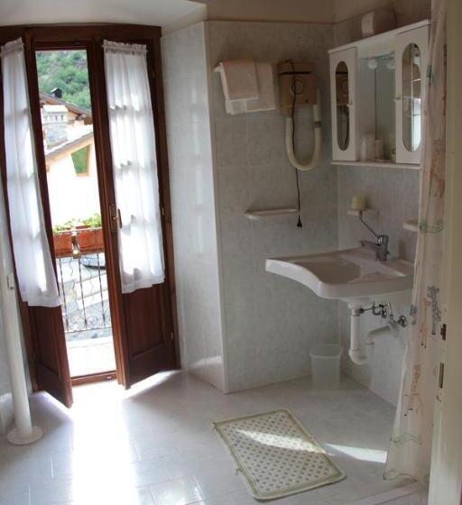 غرفة قياسية رباعية, Col Du Mont