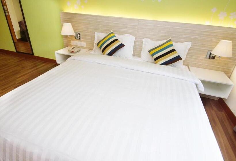 غرفة سوبيريور سرير كينج, Good Luck Inn