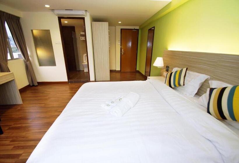 غرفة ديلوكس ذات إطلالة, Good Luck Inn