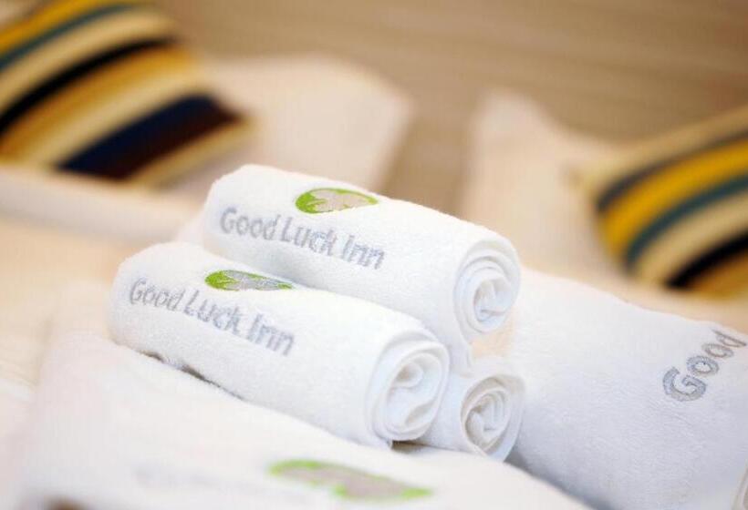 Трехместный Номер Deluxe, Good Luck Inn
