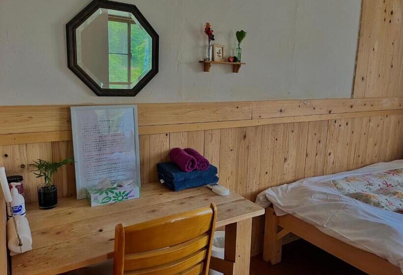 Chambre Standard, Azumino Backpackers 山の風