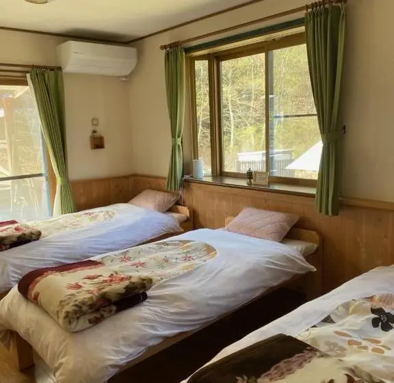 Standard Kolmen Hengen Huone, Azumino Backpackers 山の風