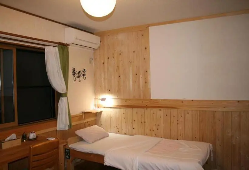 Standard Yhden Hengen Huone, Azumino Backpackers 山の風
