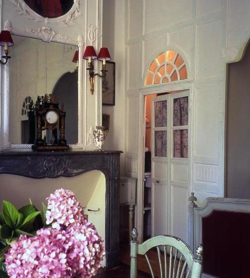 Standard room with outdoor bath, Château Du Prada