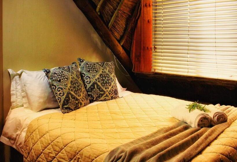 Люкс 2 Спальни, Clivia Lodge