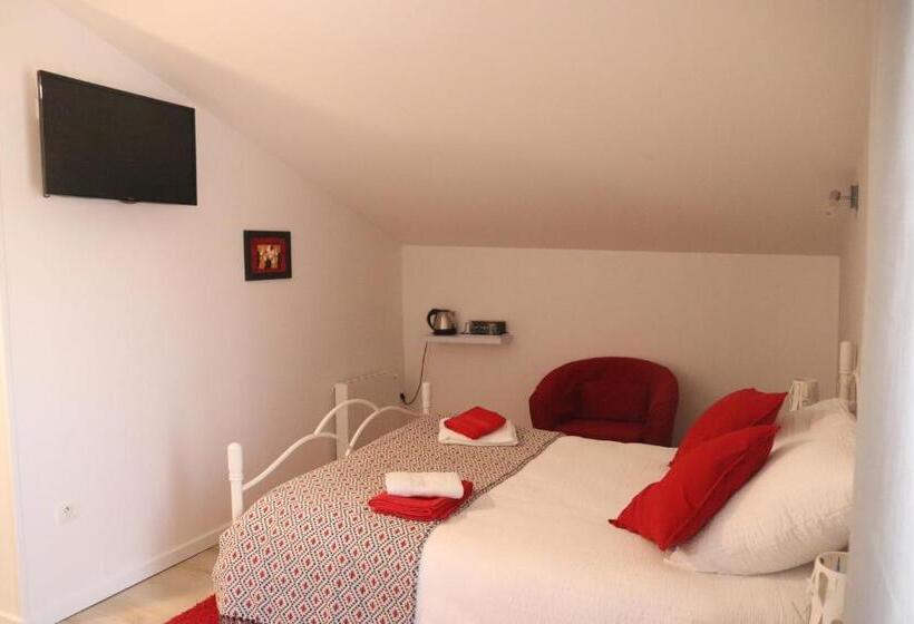 Номер Стандарт, Les Peyres