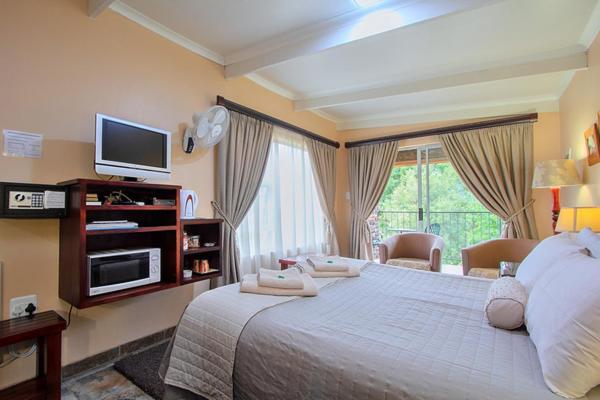 Номер Стандарт с Балконом, Waterfront Guest House