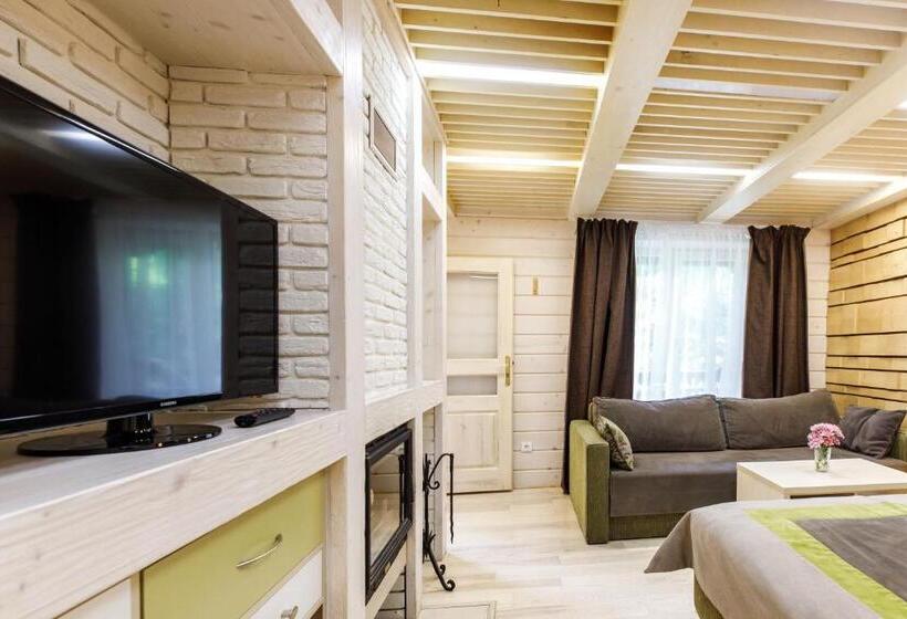 Дом 1 Спальня, Voevodyno Resort