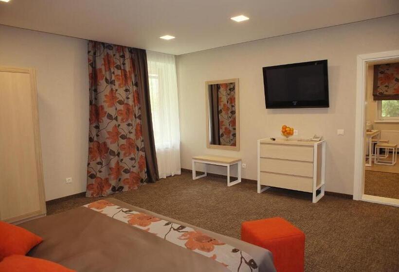 高级套房, Voevodyno Resort