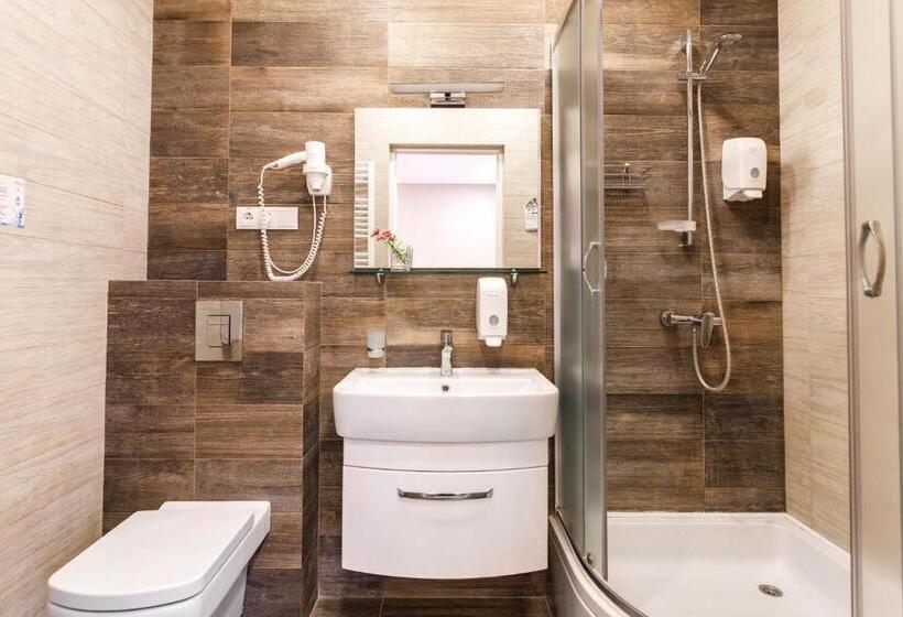Номер Deluxe, Voevodyno Resort