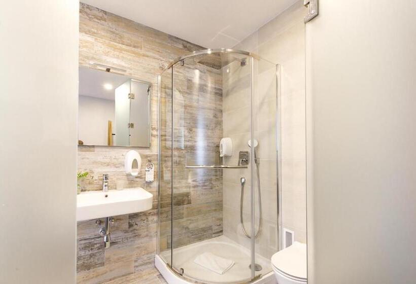 标准间, Voevodyno Resort