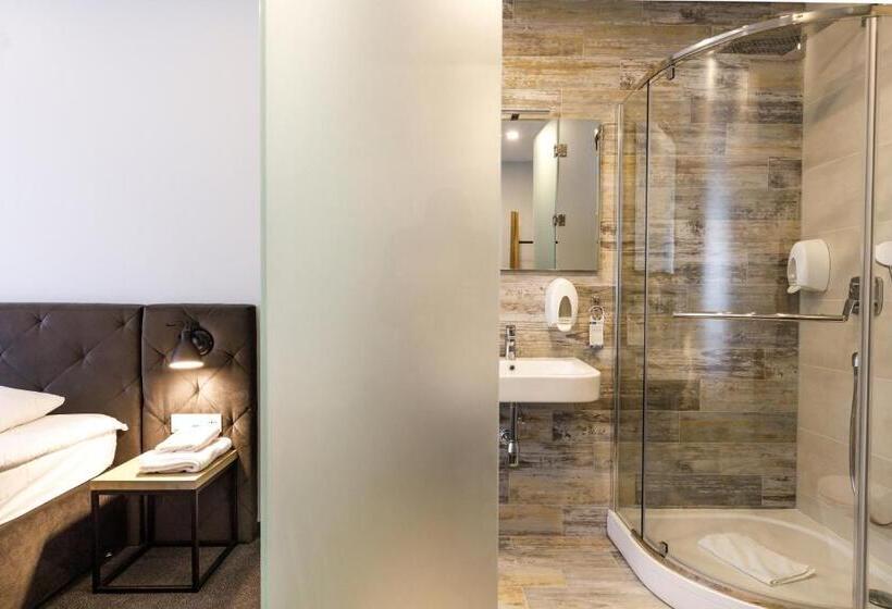 标准间, Voevodyno Resort