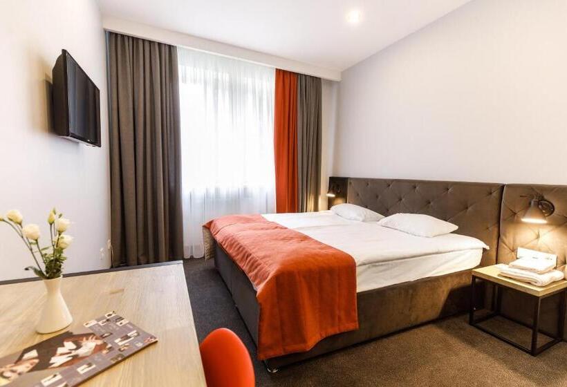 标准间, Voevodyno Resort