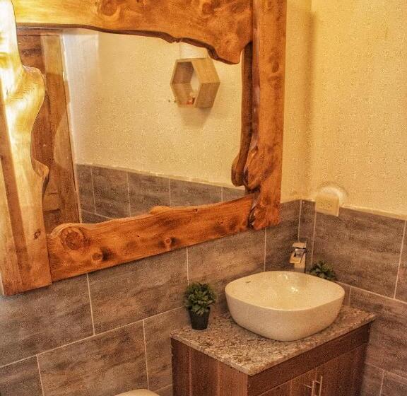 بانگلوی استاندارد, Hacienda Turistica Intihuatana