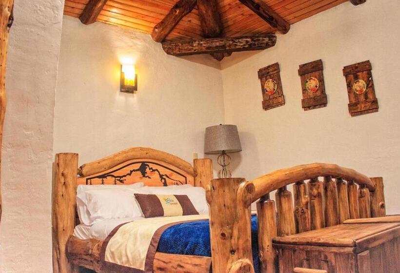 بانگلوی استاندارد, Hacienda Turistica Intihuatana