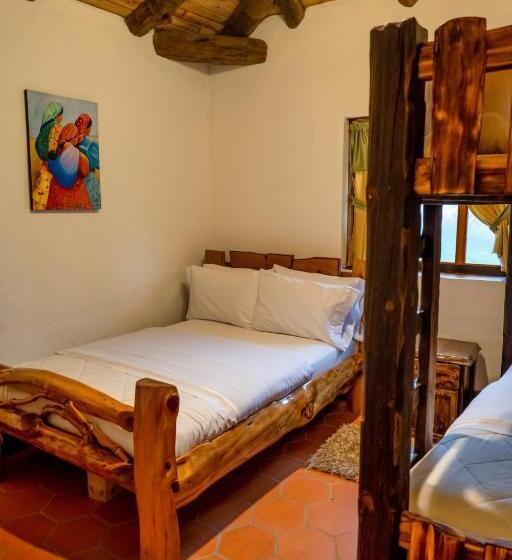 اتاق سوپریور خانوادگی, Hacienda Turistica Intihuatana