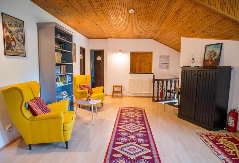 شاليه غرفة نوم واحدة, Casa Din Plai