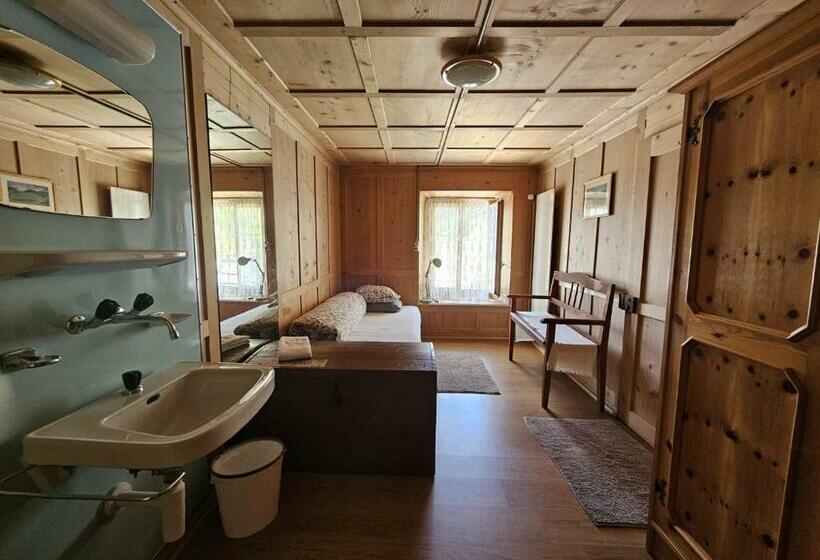 Номер Стандарт Индивидуальный Совместная Ванная, Dalla Posta Platta