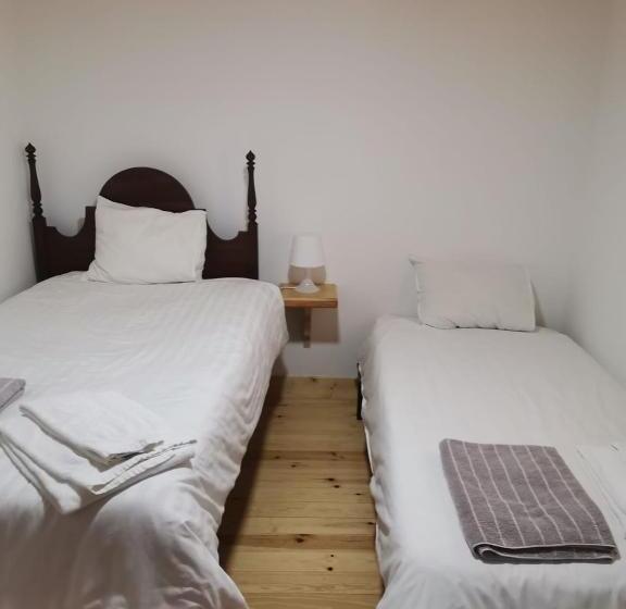 منزل 3 غرف نوم, Quinta Da Varzea