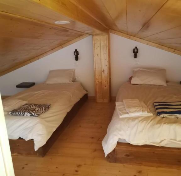 منزل 3 غرف نوم, Quinta Da Varzea