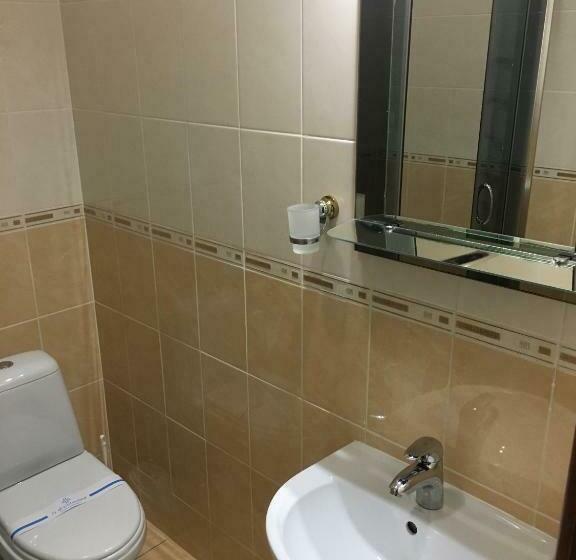 Chambre Standard Individuelle, готель леон