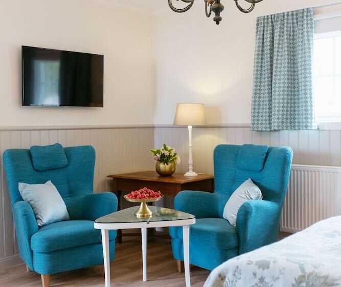 جناح, Katrinelund Gästgiveri & Sjökrog