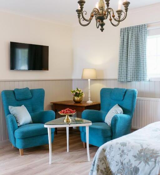 جناح, Katrinelund Gästgiveri & Sjökrog