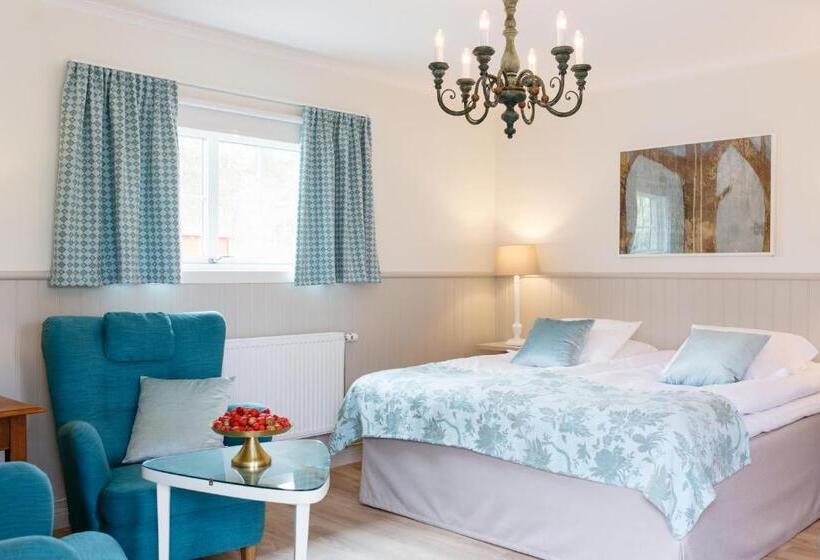 جناح, Katrinelund Gästgiveri & Sjökrog