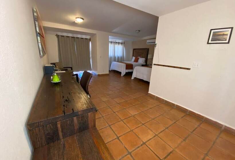 غرفة ديلوكس مطلّة علي البحر, Los Vientos