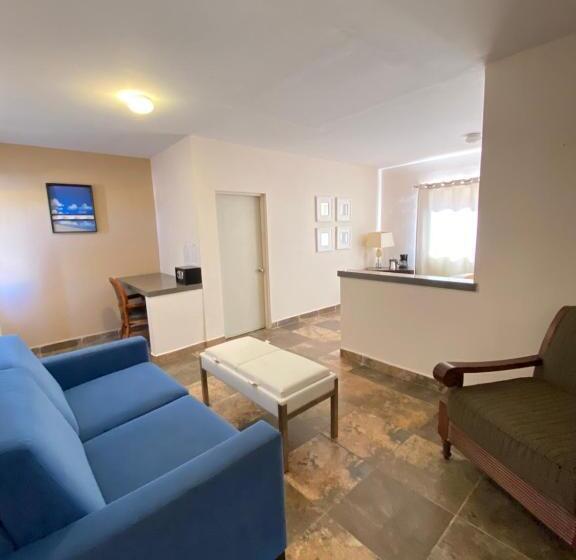 غرفة قياسية فردية, Los Vientos