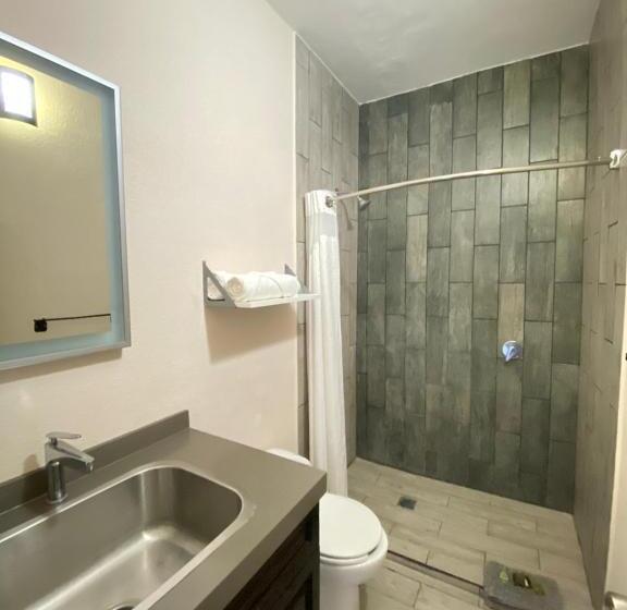 غرفة قياسية مطلّة علي البحر, Los Vientos