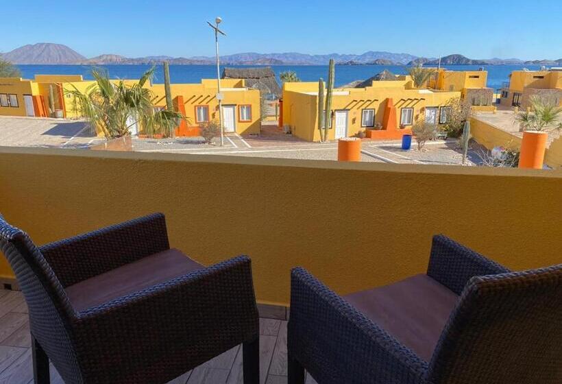 غرفة قياسية مطلّة علي البحر, Los Vientos