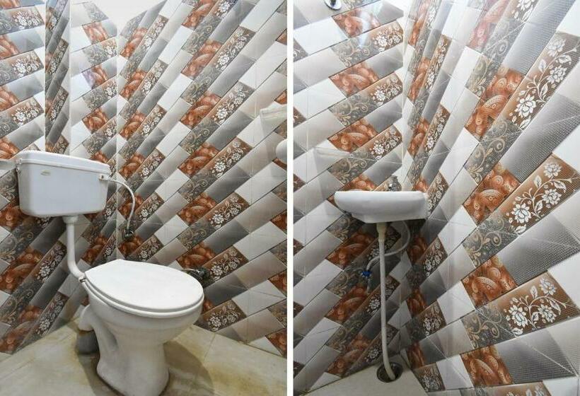 트리플 클래식 룸, Oyo 49899 Pardeep Palace