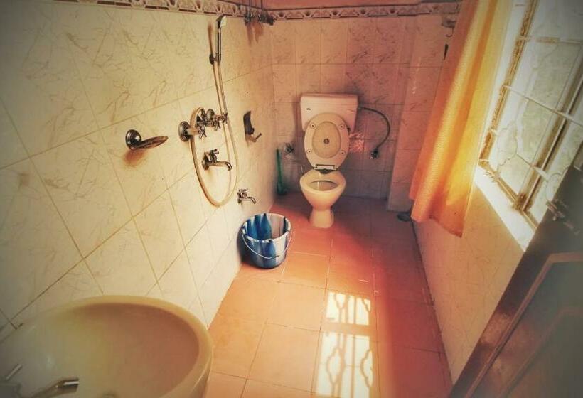 غرفة قياسية, Vamoose Shraddha