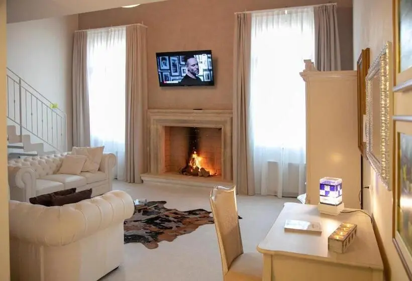 キングサイズベッドのスーペリアルーム, Villa Cornaro Tourist Suites