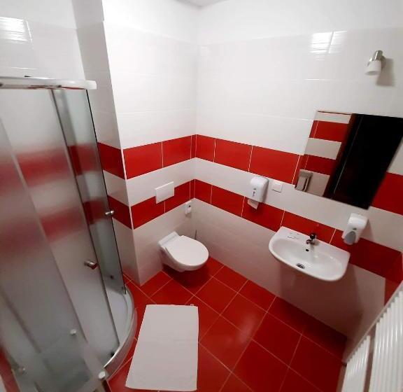 스탠다드 룸, Jolán Pension & Restaurant