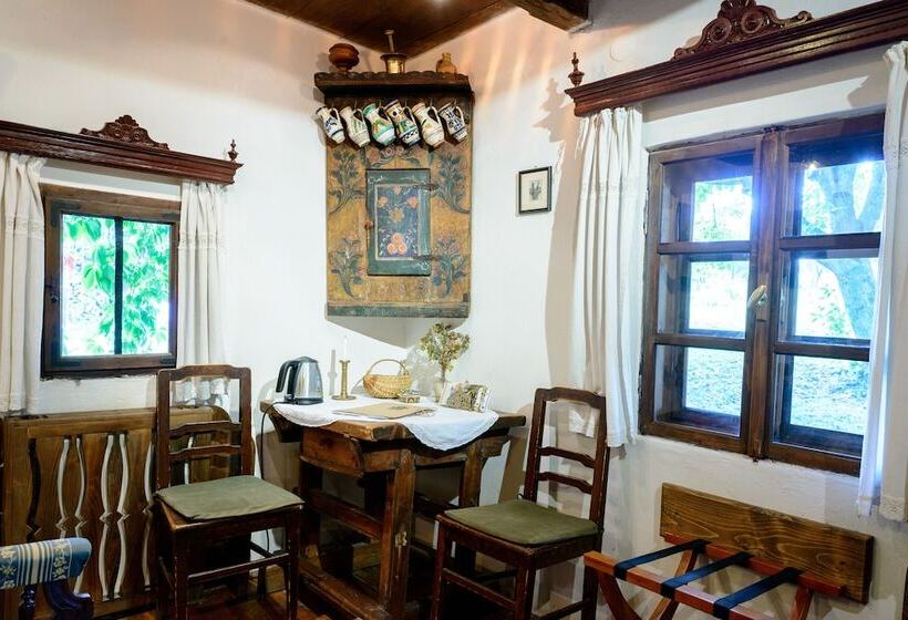 スタンダードルーム, Count Kálnoky S Transylvanian Guesthouses