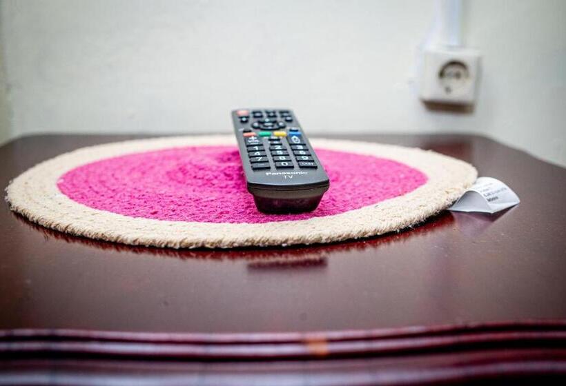 اتاق اکونومی, Sonja S Guesthouse