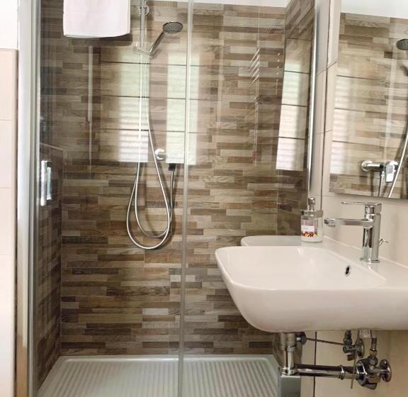 غرفة قياسية, Tempio Aurora